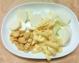 うち豆・揚げと蕪と里芋のおみそ汁作り方1写真