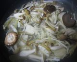 茸たっぷり生姜のお味噌汁 ぽっかぽか作り方3写真