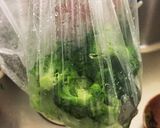 お弁当にブロッコリーコーンのおいマヨ〜作り方1写真