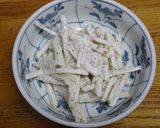 簡単美味しいコールラビのクルミマヨ和え作り方3写真