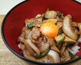 簡単＊うなぎのタレ豚丼➰作り方6写真