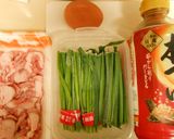 簡単めんつゆで★ニラ玉豚丼作り方1写真