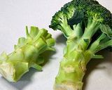 ブロッコリーの茎と人参竹輪のきんぴら作り方9写真