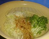 貝割れとキャベツの和風ペペロンチーノ作り方1写真