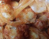 ベーコンとパンのトマトでココットカマン♪作り方2写真