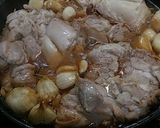 鳥もも肉とにんにくのフライパン煮作り方3写真