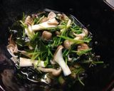 簡単! 豆苗とキノコの酢の物作り方5写真