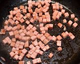 2012春運動会弁当ーSPAMの油味噌作り方1写真