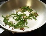 ピーマンのペペロンチーノ風パスタ作り方3写真