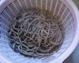 華麗とは言えませんが…ネギねぎカレーそば作り方1写真