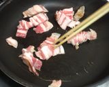キャベツと豚バラ肉☆簡単味噌炒め☆作り方2写真