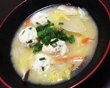白菜と鶏団子の具沢山お味噌汁！作り方6写真