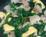 豚肉とほうれん草の簡単こってり味噌炒め☆作り方4写真