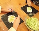 超簡単♪カツサンド風おにぎらず作り方2写真