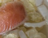 野菜いろいろと鮭みそ汁作り方1写真