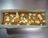 みそとクリームチーズのクランブルケーキ作り方8写真