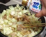 キャベツと豚バラ肉☆簡単味噌炒め☆作り方5写真