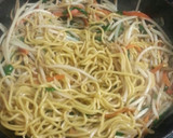 野菜たっぷり♪オイスターマヨ焼きそば作り方3写真