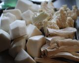 カブとカリフラワーのベーコン煮作り方1写真