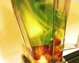 青梗菜 葡萄 生姜のグリーンスムージー作り方2写真