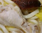 土鍋で味を染み込ませる、鶏の手羽元スープ作り方4写真