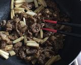 牛肉とれんこんのオイスターソース炒め作り方8写真