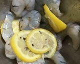 ☆海老の塩レモン炒め☆作り方1写真
