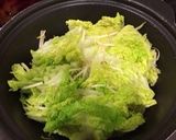 白菜もやし鶏だんごのにんにく味噌鍋作り方5写真