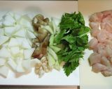 鶏肉と野菜の酒粕みそ煮込み作り方1写真
