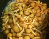 とろろ芋となめこ出しの卵黄のせ作り方1写真
