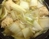 鶏団子と白菜の白味噌煮作り方4写真