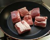 さっぱりトロトロ！梅豚角煮作り方1写真