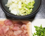 ムネ肉とセロリの旨ケチャップ炒め☆簡単！作り方2写真