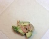 アボカドとスモークサーモン春巻き作り方4写真