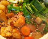 ゴロゴロ根菜のにんにく赤味噌煮込み鍋作り方7写真
