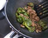 ピーマンとひき肉のオイスターソース炒め作り方4写真