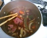 セロリと 牛肉 野菜の 赤ワイン煮込み作り方6写真