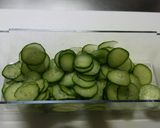 もずく酢で和えるだけ！ 簡単酢の物作り方1写真