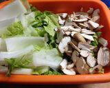 残った白菜で、鶏ひき肉の簡単スープ作り方1写真
