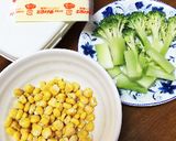 焼きもろこし、ブロッコリーとチーズで副菜作り方1写真