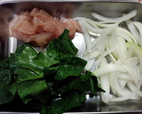 ほうれん草と鶏ササミのスープ♡作り方1写真