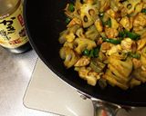 ご飯にぴったり！蓮根と鶏肉のカレー炒め作り方3写真