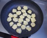 手づかみ離乳食☆しらすじゃがいもおやき作り方4写真