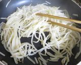 速攻簡単調理「もやしのにんにく醤油炒め」作り方2写真