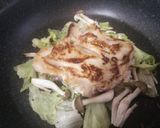 材料これだけ☆鶏モモ肉の塩麹焼き作り方3写真