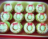 クリスマスツリー風プチカップケーキ作り方6写真