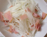 大根とロースハムのサラダ♡簡単作り方1写真