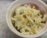 卵とチーズがトロリ♡『肉じゃがココット』作り方3写真