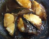 バター風味の魚の照り焼き、キノコ添え作り方4写真