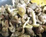 コリコリ食感「砂肝和風にんにくパスタ」作り方6写真